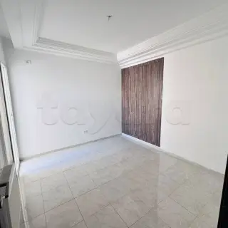 À vendre _ Appartement S+2 Medina Jadida — photo 2