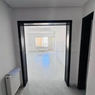 À vendre _ Appartement S+2 Medina Jadida — photo 3