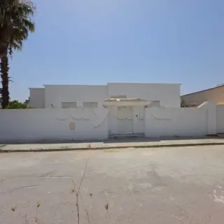 Maison de ville de 4 pièces sur un terrain de 427 m² à Borj Cedria