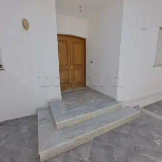 Maison de ville de 4 pièces sur un terrain de 427 m² à Borj Cedria
