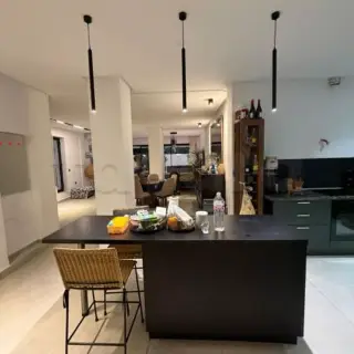 À louer une belle villa s4 haut standing avec piscine a sousse — photo 5