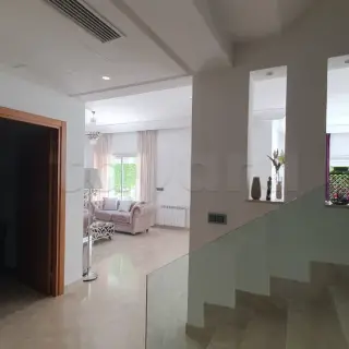 À louer Triplex À Soukra Meublée où Vide — photo 3