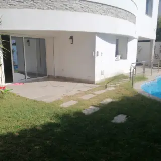 Location Villa De Haut Standing Avec Piscine A El Menzah 5 Usage Habitation Ou Pour Bur — photo 3