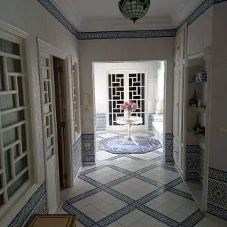 Location Villa Standing Meublée Avec Piscine A El Menzah 9 A — photo 4