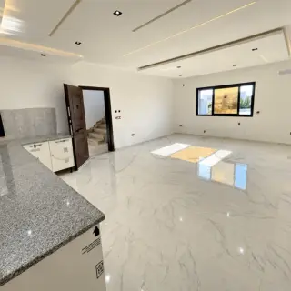 À vendre – S+2 Neuf – Hammamet Centre – 5 min plage – Ascenseur 350000DT — photo 2