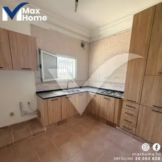 À Louer Un Étage De Villa S+2 À Boumhel Belair — photo 2