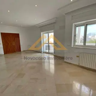 À Vendre – Spacieux Appartement S+4 À Jawahra — photo 5