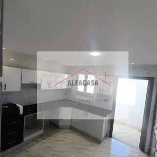 À Louer : Etage De Villa S+3 Haut Standing Aux Jardins De L'aouina. — photo 2