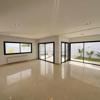 Villa triplex S+4 neuve avec piscine et vue mer à Hammamet Nord — photo 2
