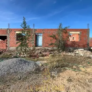 Terrain de 160 m² à double façade avec structure bâtie, ceinture Nabeul-Hammamet — photo 3