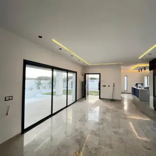 Villa S+4 neuve avec piscine, vue mer et montagne à Sidi Jdidi, Hammamet — photo 2