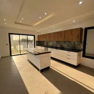 Villa S+4 neuve avec piscine à Sidi Jdidi, Hammamet — photo 4