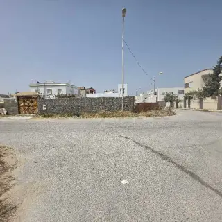 Terrain d'angle clôturé de 507 m² avec petit studio, lotissement Finance, Borj Cédria — photo 3