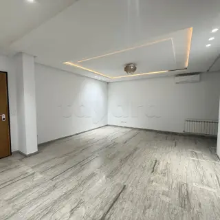 Appartement S+2 haut standing de 100 m² en rez-de-chaussée avec jardin, Ain Zaghouen — photo 3