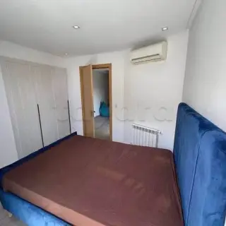 Appartement S+1 haut standing au 2e étage avec deux balcons, Cité Ennasr 2 — photo 3