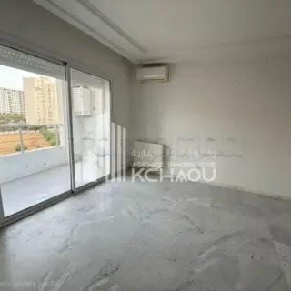Appartement S+1 avec balcon et cuisine équipée aux Jardins de Carthage
