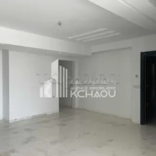 Appartement S+1 au 5e étage avec terrasse et parking, Cité Ennasr 2 — photo 3