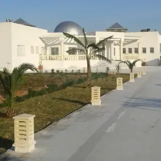 Villa S7 de très haut standing sur 3 500 m² à Cebalet Ben Ammar — photo 2