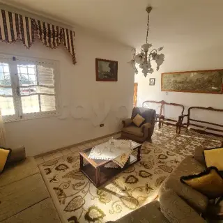 Maison sur 2 niveaux, terrain de 473 m², avec jardin et garage au Bardo — photo 4
