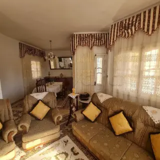 Maison sur 2 niveaux, terrain de 473 m², avec jardin et garage au Bardo — photo 5